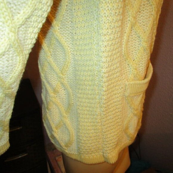 Aran Crafts Cable Knit Cardigan Size XS Sweater Butter Yellow Fisherman Wool - Picture 8 of 10